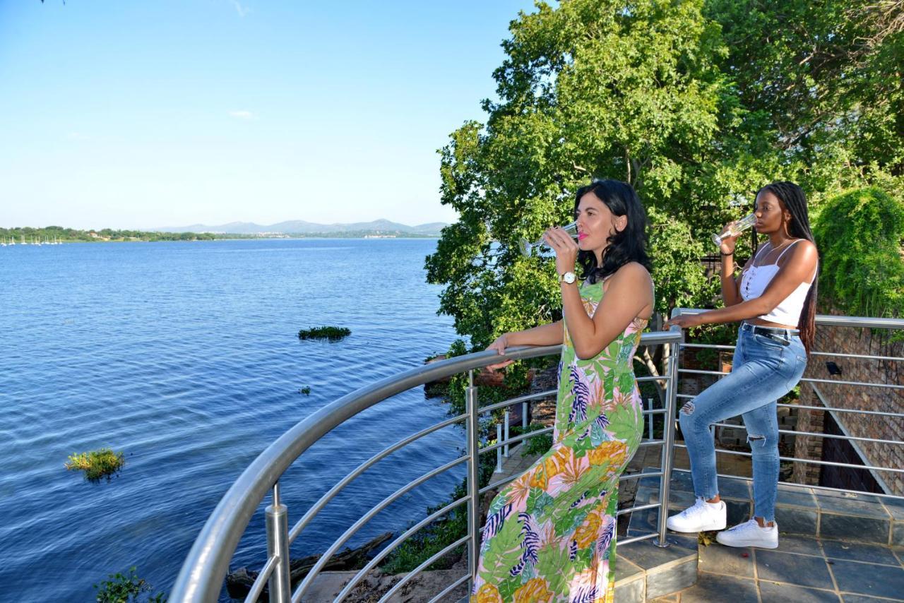 The Shore House Hartbeespoort Luaran gambar